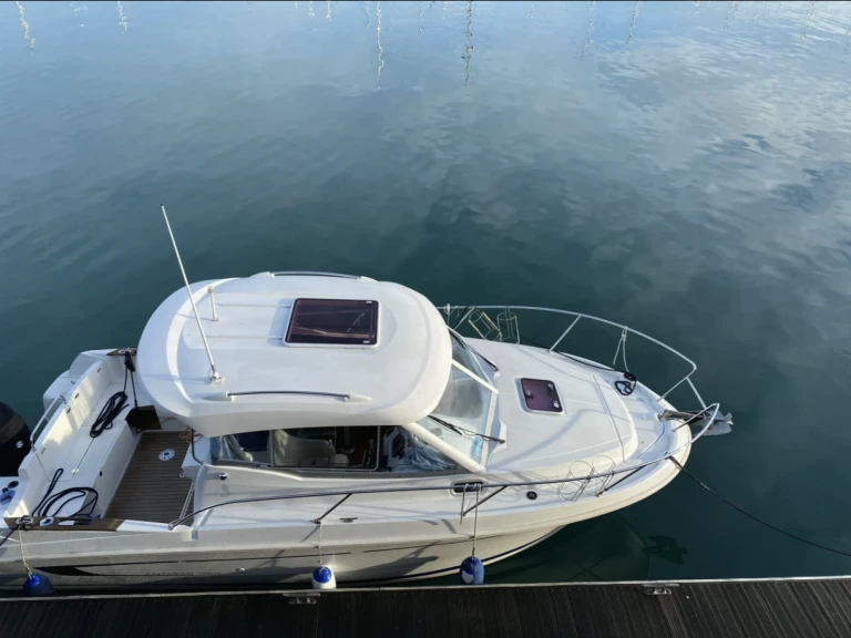Rent a Bénéteau Antares 750 HB Dún Laoghaire-Rathdown