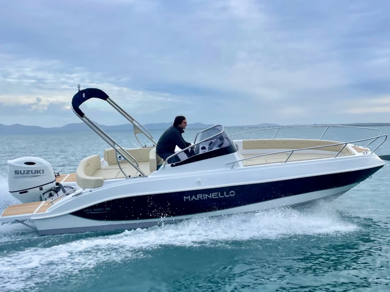 Yacht charter Port d'Alcudia cheap Eden 22