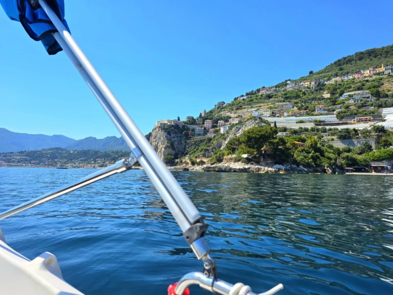 Motorboat rental with or without captain Whaly France