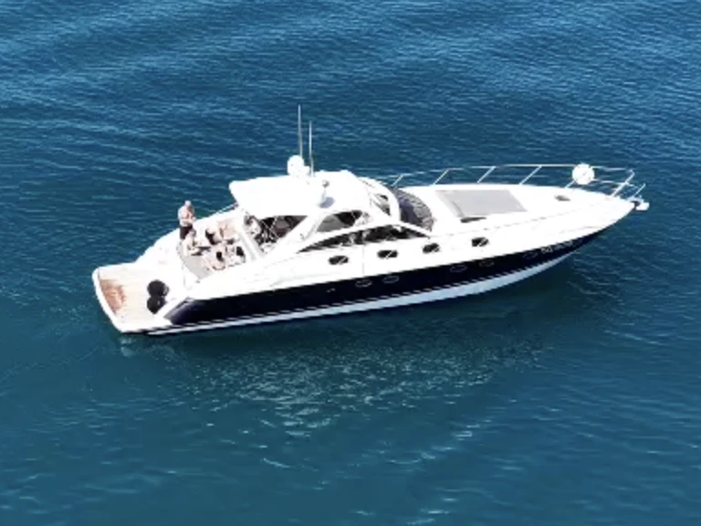 Princess Princess V55 in Ponza on SamBoat