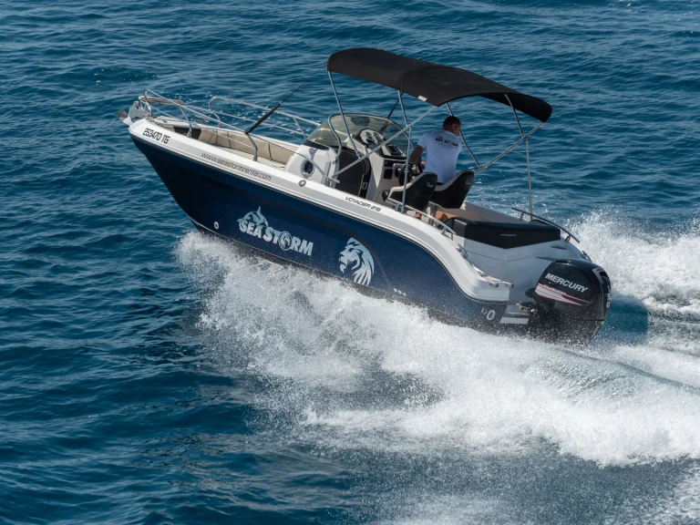 Motorboat rental with or without captain Ranieri Trogirski Zaliv