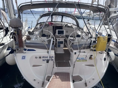 Sailboat rental with or without captain Bavaria Lávrio