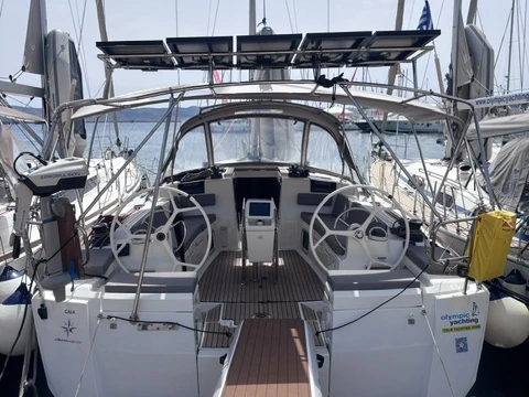 Yacht charter Lávrio cheap Sun Odyssey 449