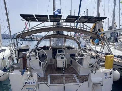Sailboat rental in Lávrio - Jeanneau Sun Odyssey 509