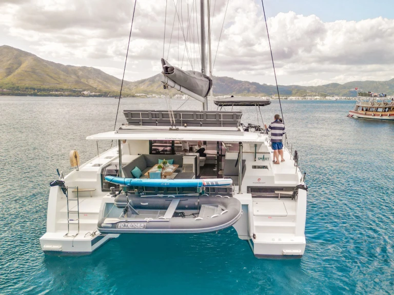 Rent a Fountaine Pajot Tanna 47 Marmaris