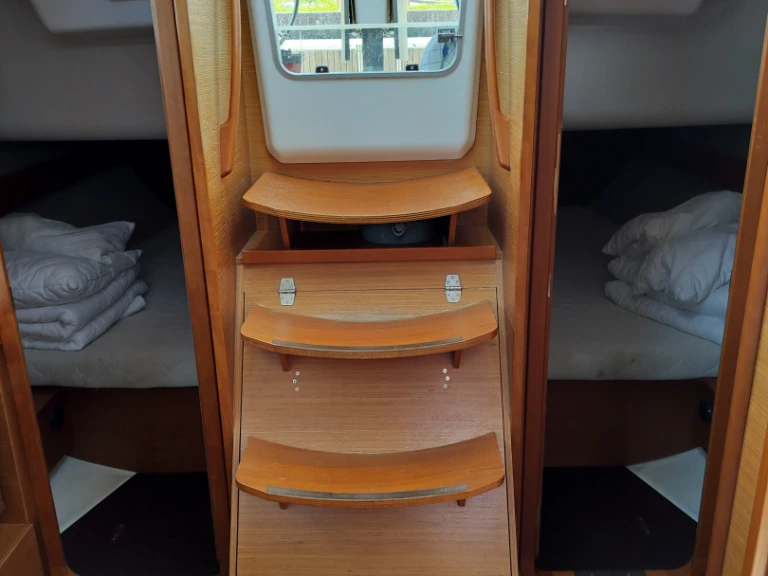 Boat rental Dufour Dufour 382 Grand Large in Izola on Samboat
