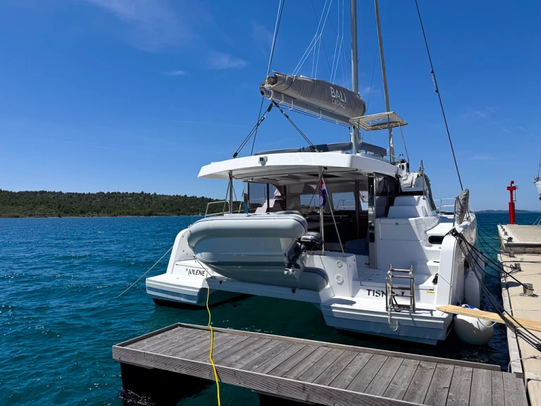 Yacht charter Pirovac cheap Bali Catspace Voile
