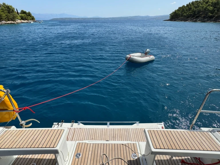 Sailboat rental in Split - Bénéteau Oceanis 35