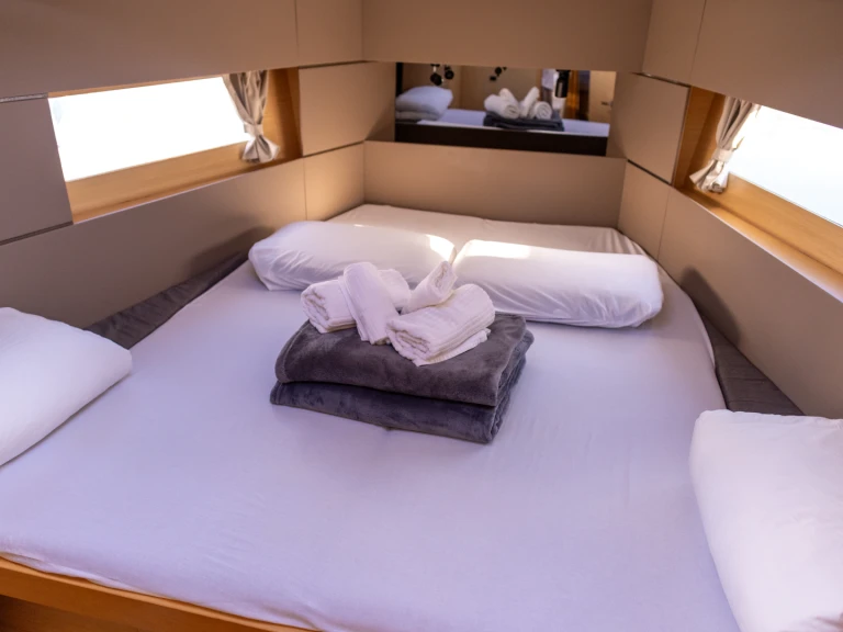 Sailboat rental in Port de Pollença - Bénéteau Oceanis 38