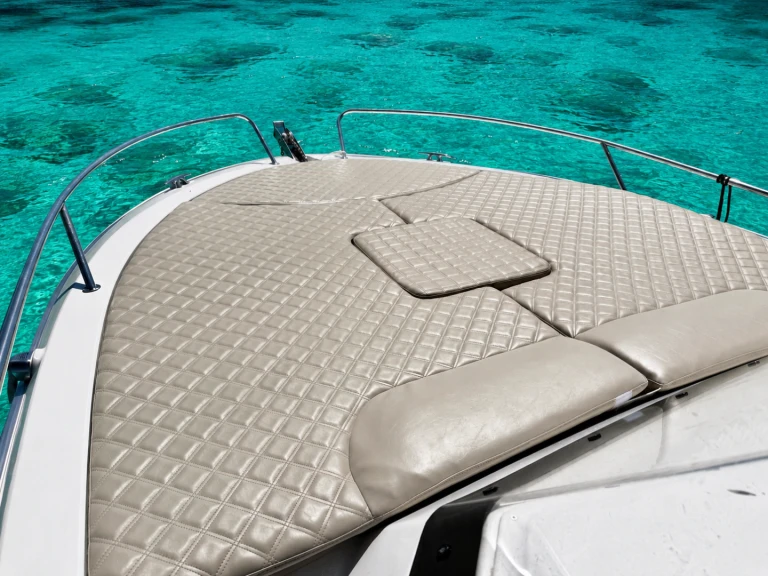 Yacht charter Mandelieu-la-Napoule cheap Pacific Craft 730 SC