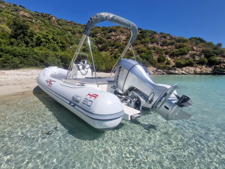 Bareboat Rental RIB 4XC with a boat licence