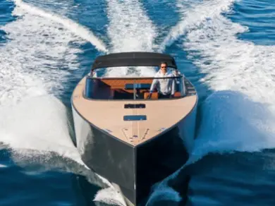 Motorboat rental with or without captain VanDutch Golfe-Juan