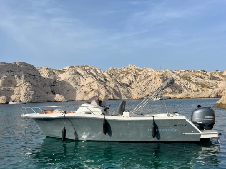 Motorboat rental in Marseille - White Shark 240 sc