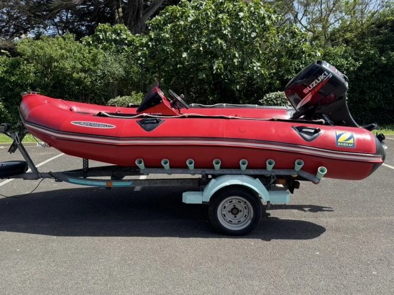 RIB rental with or without captain Zodiac Erquy