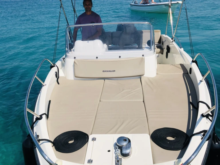 Motorboat rental with or without captain Quicksilver Medulin
