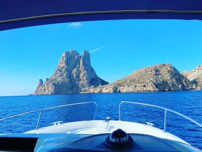 Jeanneau Cap Camarat 6.5 WA in Ibiza Town on SamBoat