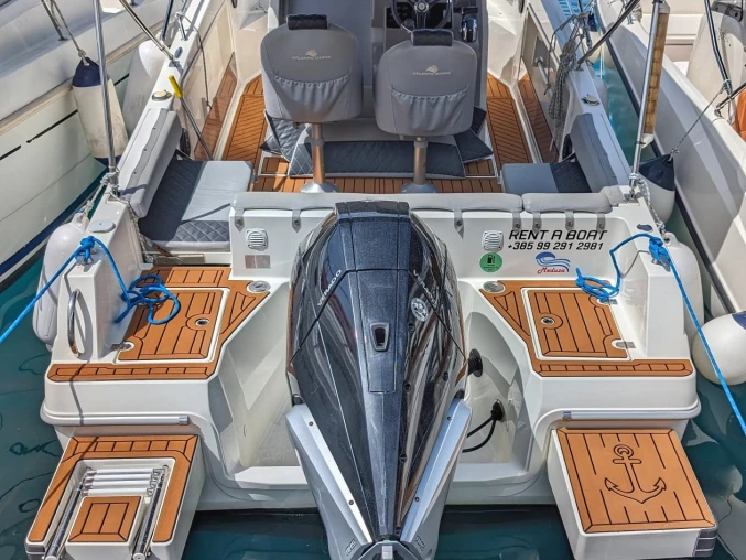 Boat rental Atlantic 750 Open in Makarska on Samboat