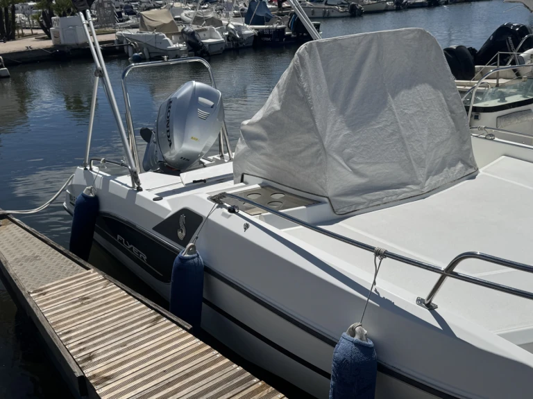 Motorboat for rent Palavas-les-Flots at the best price
