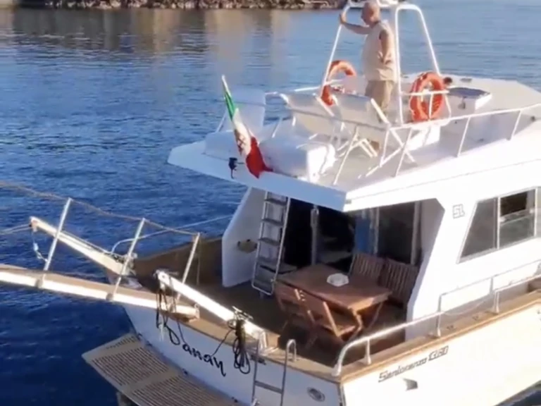 Yacht charter La Spezia cheap San Lorenzo 16
