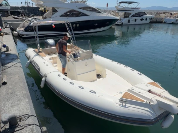 RIB rental with or without captain Capelli Port Fréjus
