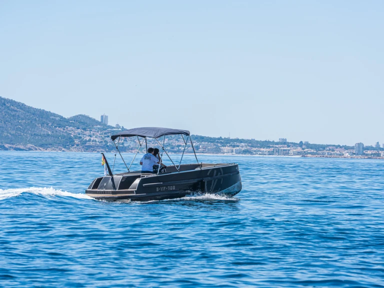 Rent a VanVossen Tenders TENDER SPORT 777 Spain