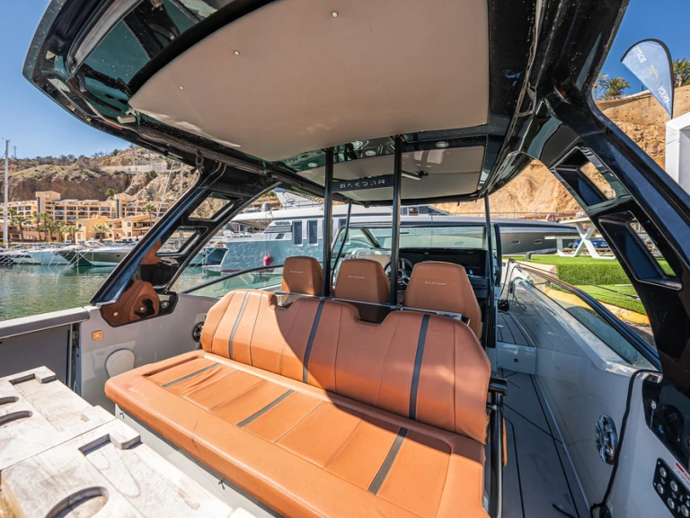 Yacht charter Altea cheap saxdor 320GTO
