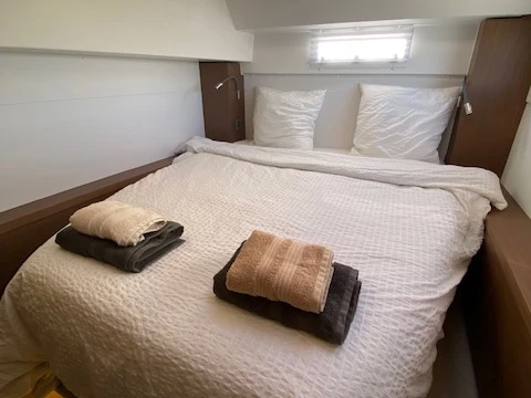 Yacht charter Saint George's cheap Lagoon 46