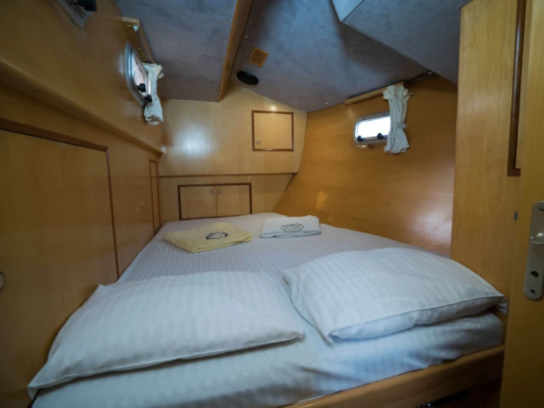Yacht charter Paros (Island) cheap Dynamique 62