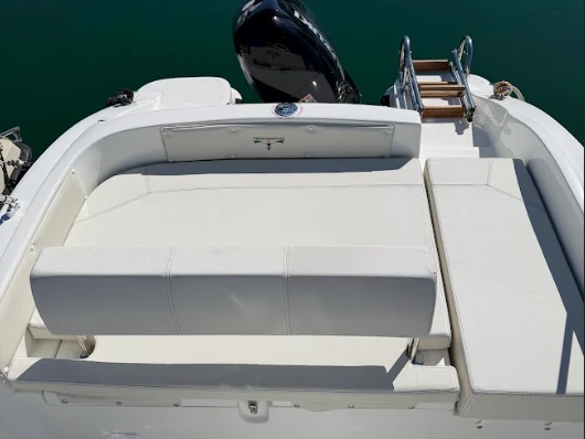 Rent a Trimarchi Trimarchi 57 S day La Spezia