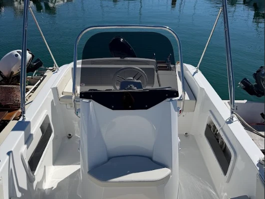Yacht charter La Spezia cheap Trimarchi 57 S day