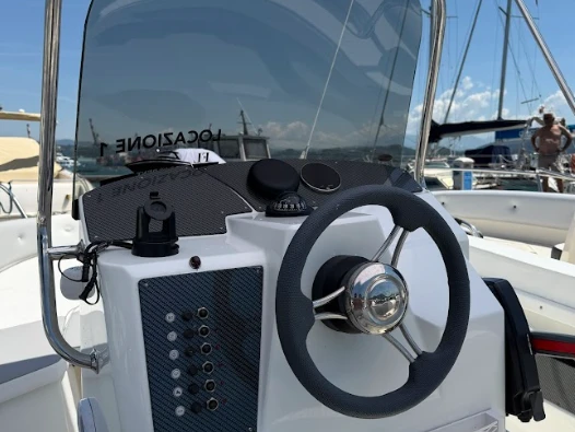 Boat rental Trimarchi Trimarchi 57 S day in La Spezia on Samboat