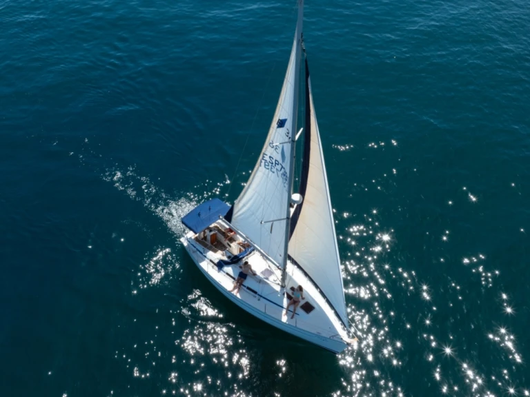 Sailboat rental in Puerto Deportivo de Marbella - Bavaria Bavaria 36 Cruiser
