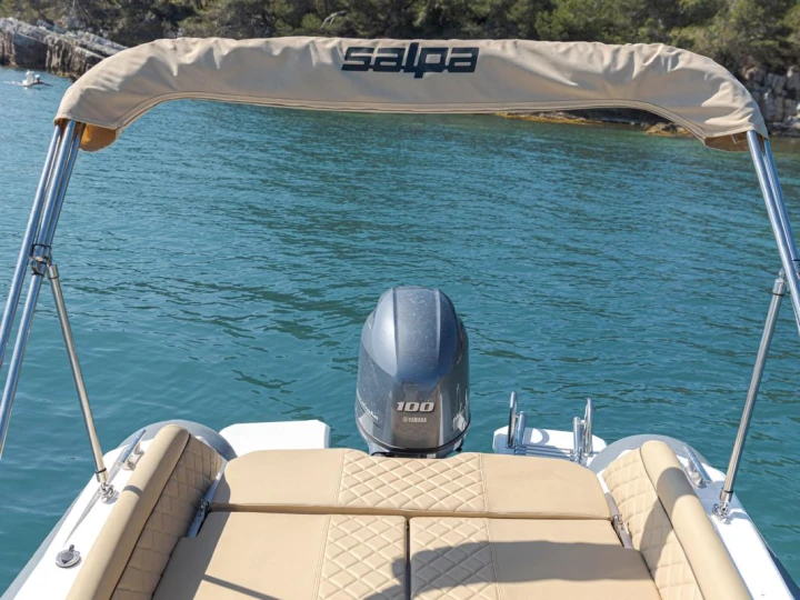 Yacht charter Mandelieu-la-Napoule cheap Salpa Soleil 18