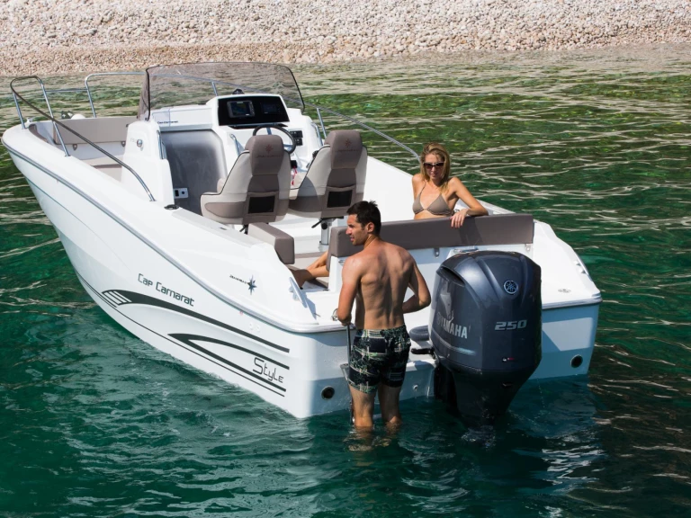 Motorboat rental with or without captain Jeanneau Carnon-Plage