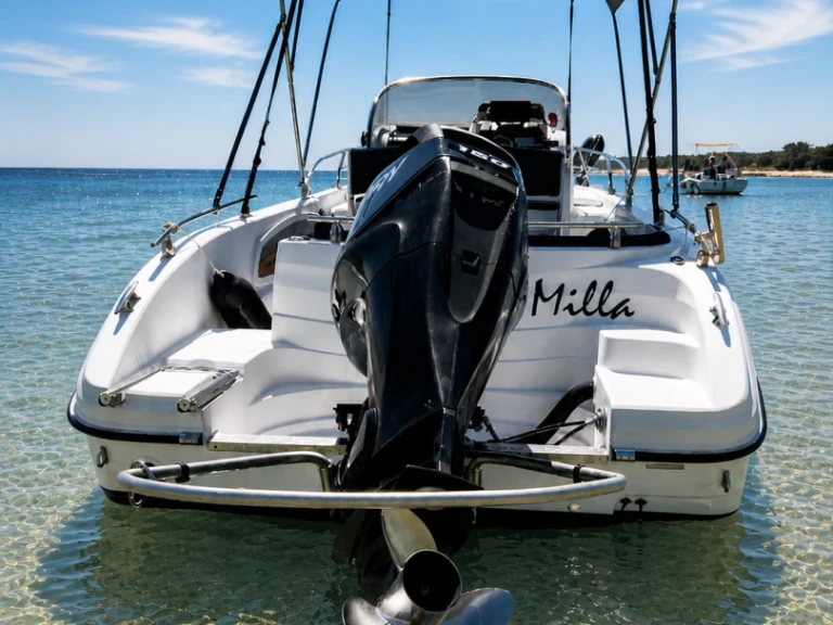 Rent a Ranieri Shadow 22 S Port-Camargue