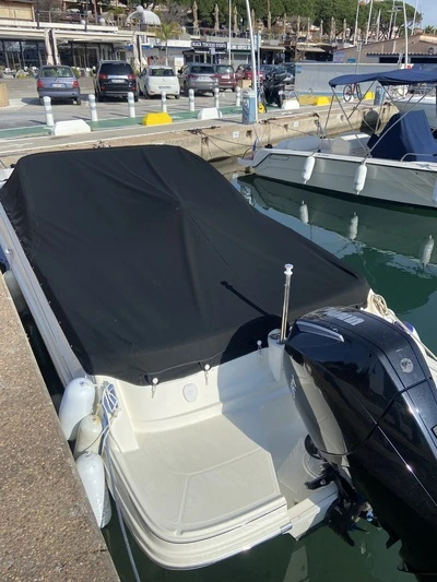 Motorboat for rent Marseille at the best price