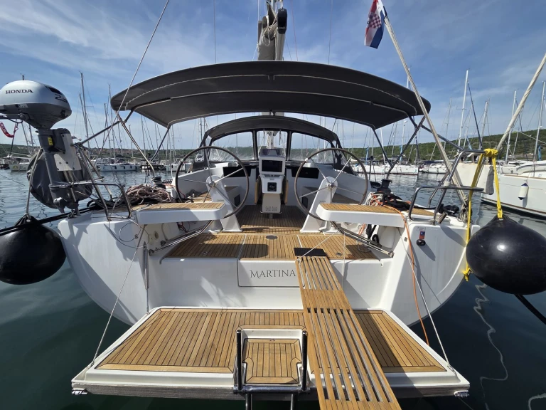 Bareboat Rental Sailboat Hanse with a boat licence