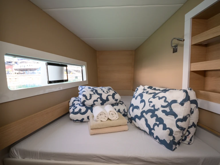 Yacht charter Novi Vinodolski cheap Aventura 37