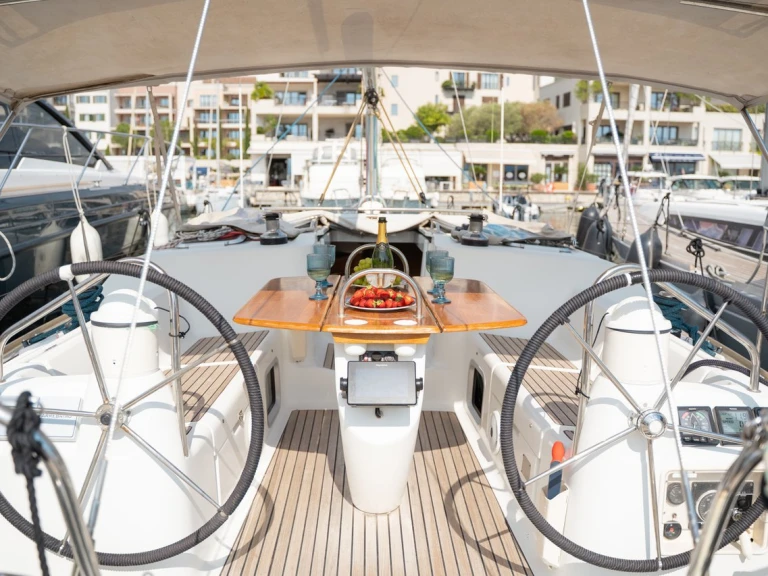 Sailboat rental in Tivat - Jeanneau Sun Odyssey 40.3