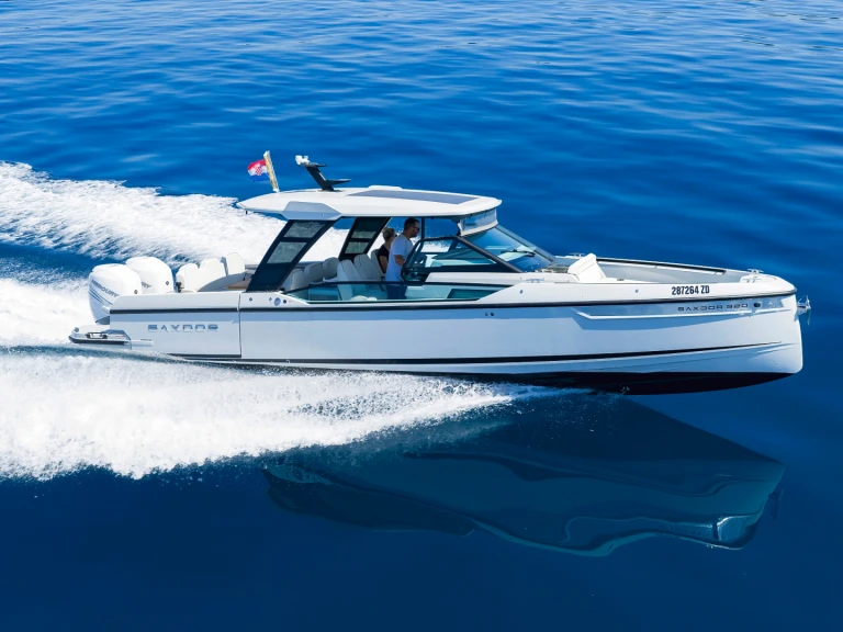 Motorboat rental with or without captain Saxdor Sukošan