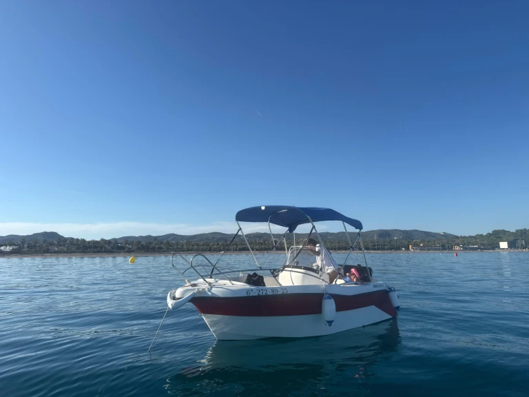 Motorboat rental with or without captain Mareti Roda de Barà