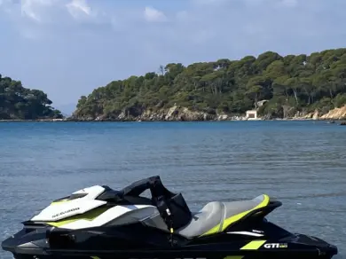 Yacht charter La Londe-les-Maures cheap GTI 130