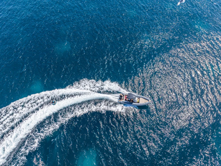 Italboats Stingher 28GT Lux in Altea on SamBoat