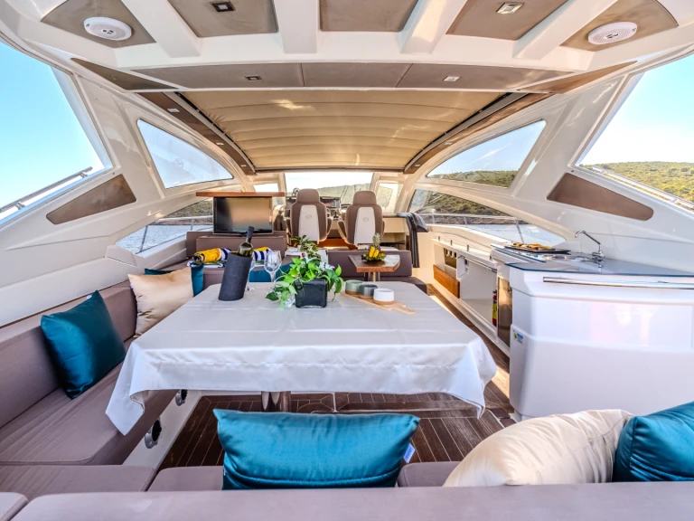 Luxury Yacht rental with or without captain Cranchi Split