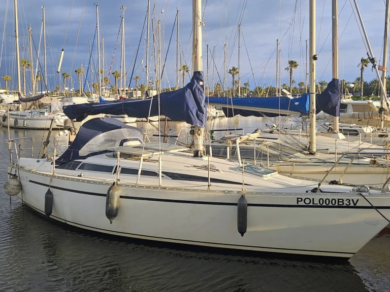 Sailboat rental in Valencia - Moody Moody 31 MK II