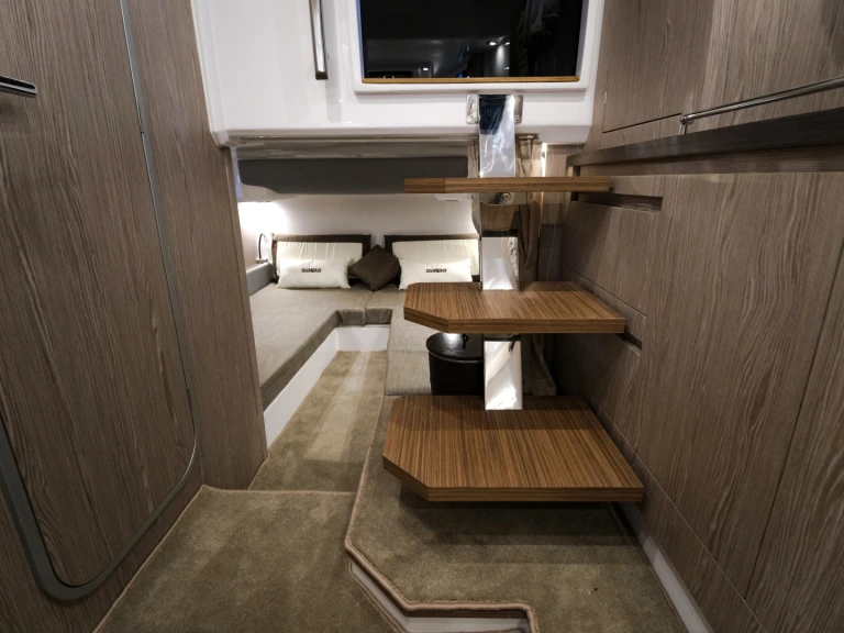 Salpa AVANTGARDE 1.1 in Cannes on SamBoat