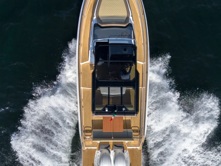 Motorboat rental with or without captain Salpa Cannes