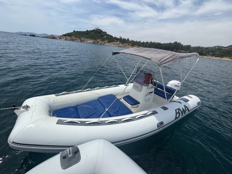 Boat rental Bwa 540 in Costa Rei on Samboat