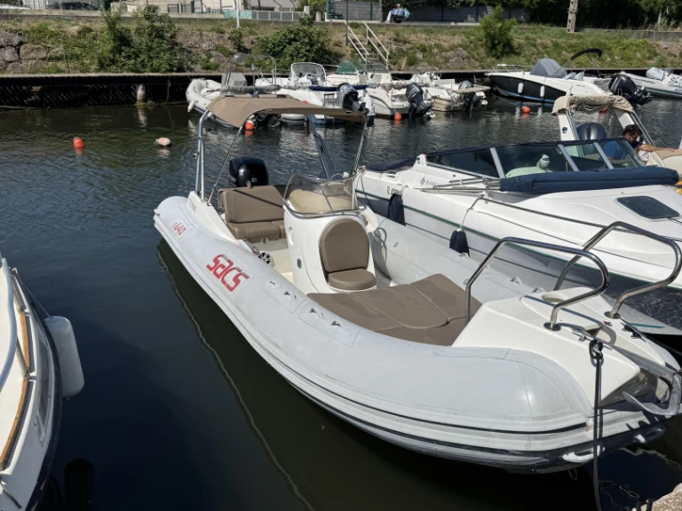 Rent a Sacs Sacs S 640 Les Salins d'Hyères
