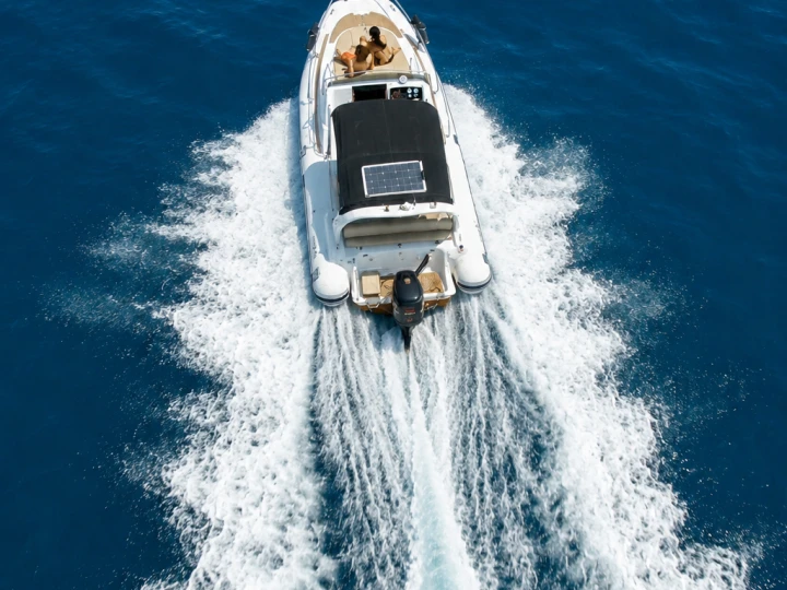 Bareboat Rental RIB Nuova Jolly with a boat licence